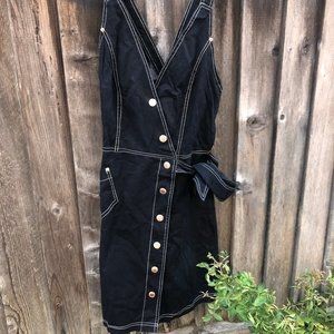 Prettylittlething Cross back black midi dress SZ:M